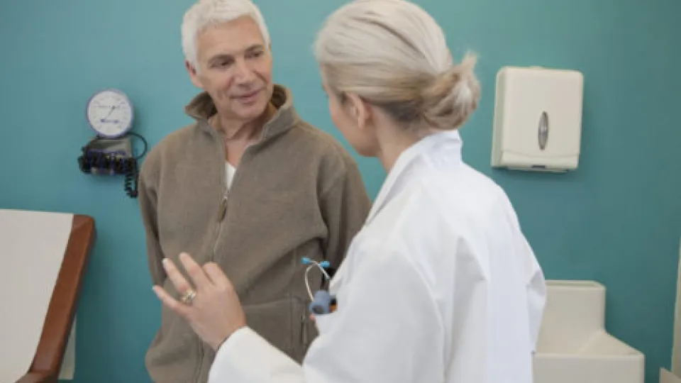 ELDERLY P. CONSULTING, DIALOGUE colon screening