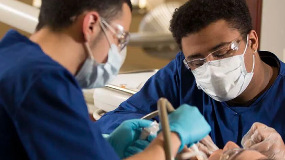 Dental Assisting Training in Memphis