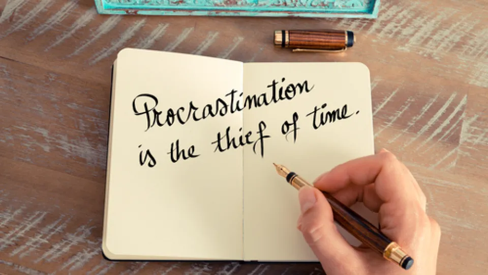 associates degree in health care