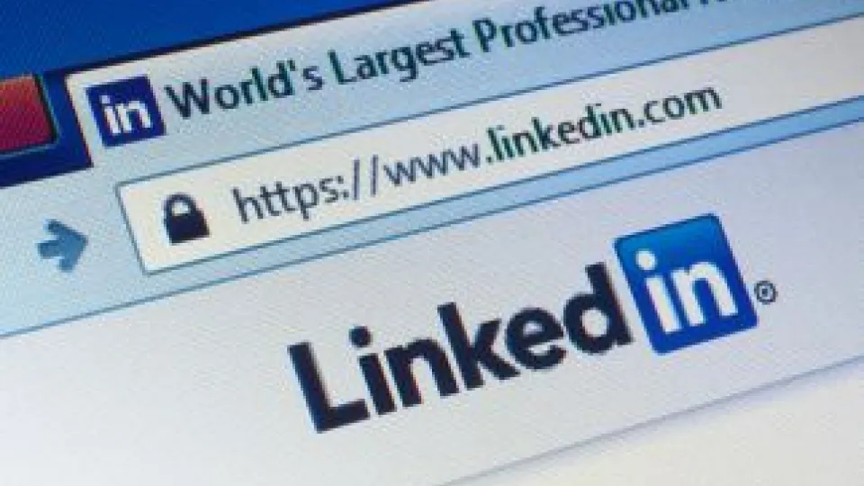 using LinkedIn as Nursing Student